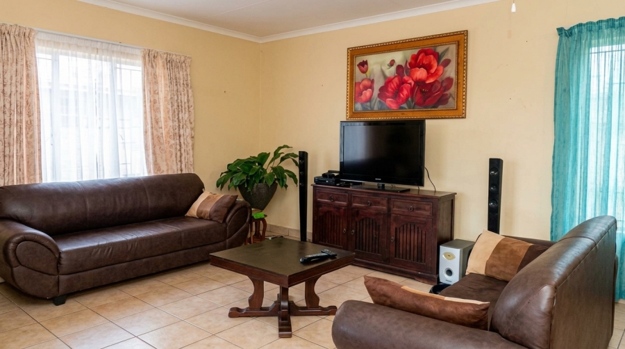 3 Bedroom Property for Sale in Azalea Park North West